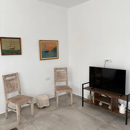 Naxian Olive House בית נופש Glinado Naxos